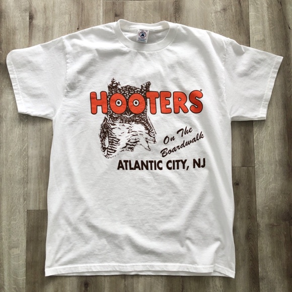 Hooters, Vintage T Shirt, Atlantic City NJ, Boardwalk, Mens Large Good condition - Picture 2 of 9